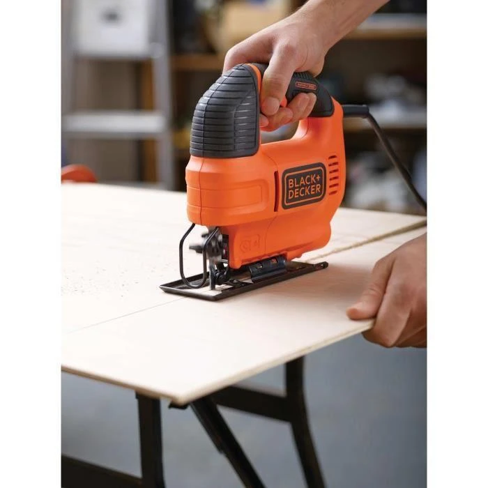 Black & Decker Juodas + DECKER 520W JIGAPJŪLAS KS701E
