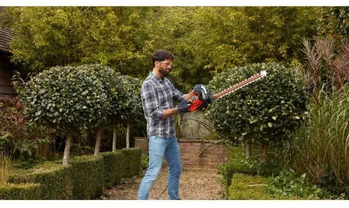 Black & Decker Juodas & Decker Gyvatvorių žirklės Juodas & Decker BEHTS501-QS; 600 W; 60 cm ilgio