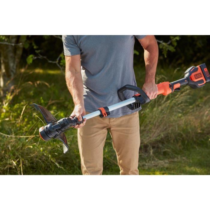 Black & Decker Juodas & Decker Juoda+33 cm belaidė 33 cm pjaustytuvas Decker BCST636L1 -QW 36V 2,5 Ah PowerCommand Pivotant 180 - Teleskopinis vamzdis - 2 rankenos