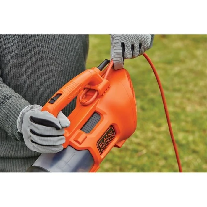 Lapų pūstuvas Black & Decker BEBL185-QS
