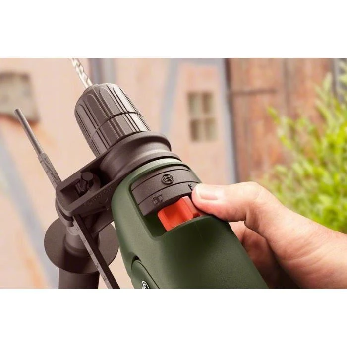 Bosch smūginis grąžtas - Easyimppact 600 (tiekiamas dėžutėje su 1 papildoma rankena ir 1 gylio atrama)