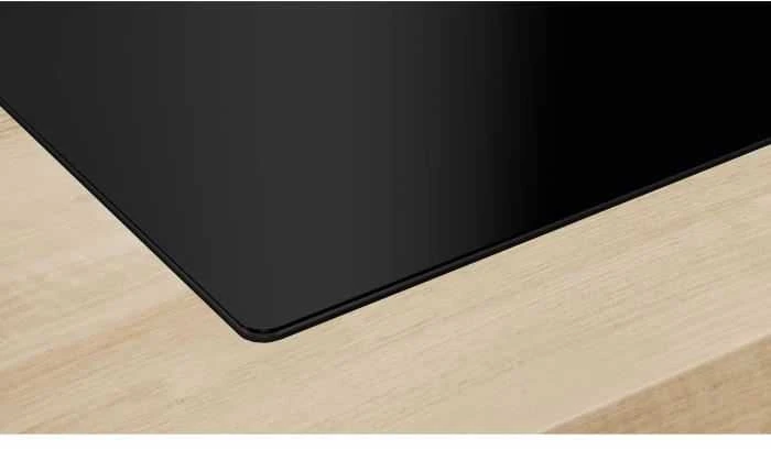 Bosch | PUJ611BB5E | Indukcija | Degiklių / virimo zonų skaičius 3 | Palieskite | Laikmatis | Juodas