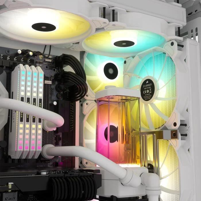 Corsair iCUE 7000X RGB grūdintas stiklas Baltas CC-9011227-WW