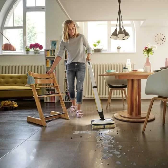 Grindų plovimo mašina Karcher FC 7 Cordless (1.055-701.0)