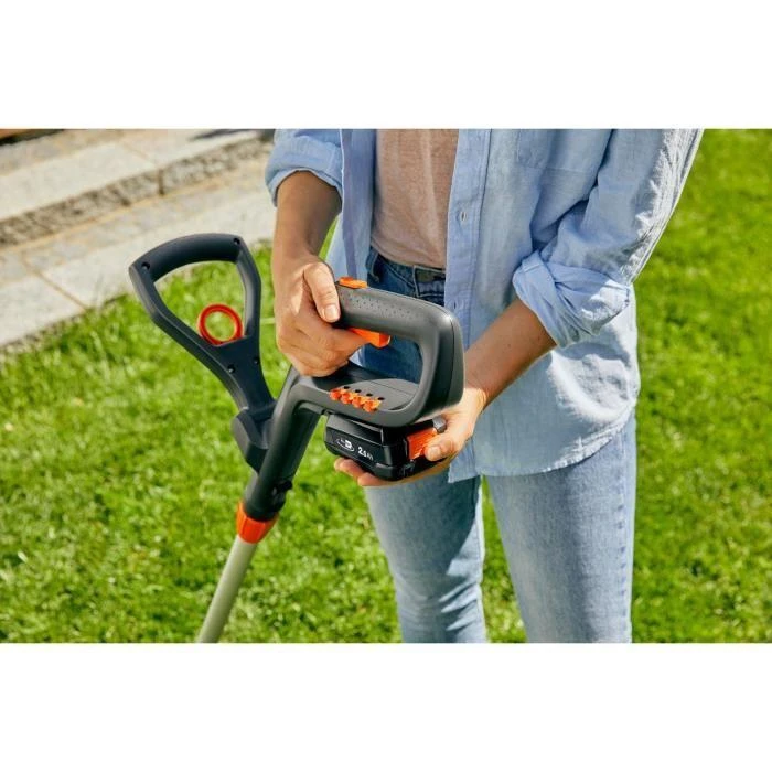 Gardena akumuliatorinė žoliapjovė EasyCut 23/18V P4A 18V pilnas komplektas