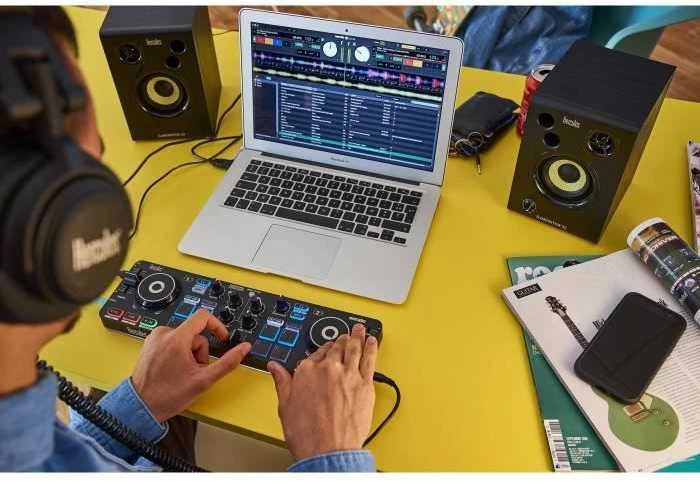 Hercules DJ Monitor 32 kolonėlės