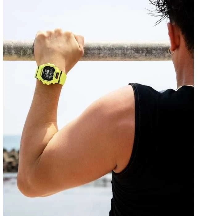 Išmanusis laikrodis Casio G-SQUAD, Salotinės spalvos su juodos spalvos detalėmis