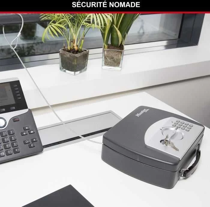 Master Lock Maža dėžutė su elektronine kodine spyna, P008EML
