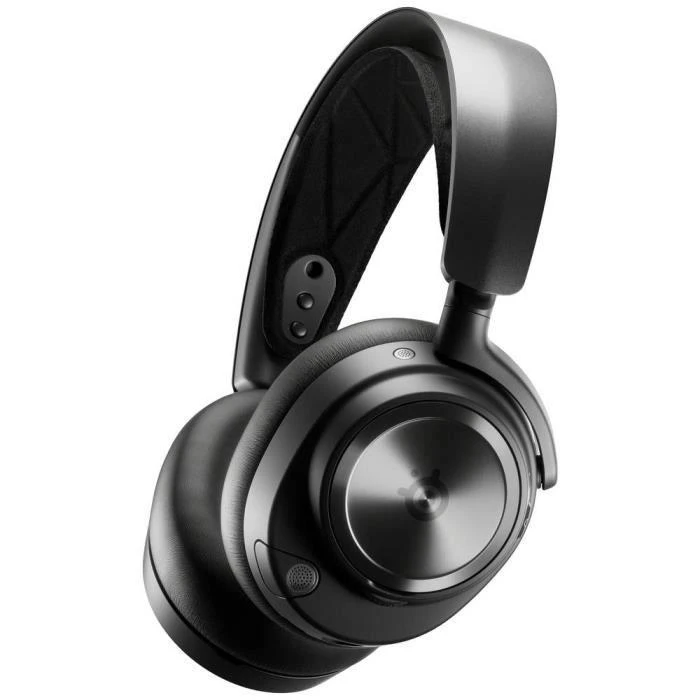 SteelSeries Arctis Nova Pro su metaline detale