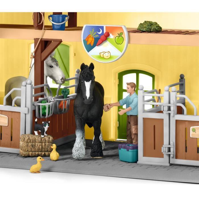 SCHLEICH FARM WORLD Arklidės