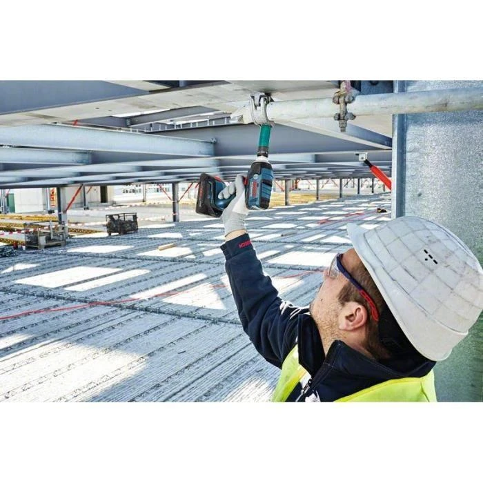  Bosch Akumuliatorius GBA 18V 2x4.0Ah ProCORE18V + kroviklis GAL 18V-40