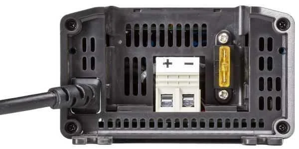 Carruzzo Victron Energy BPC122042002 be kategorijos