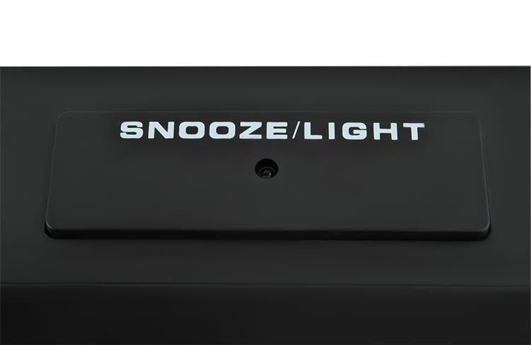 Blackmoon Iso Trade Žadintuvas - juodas led skaitmeninis laikrodis