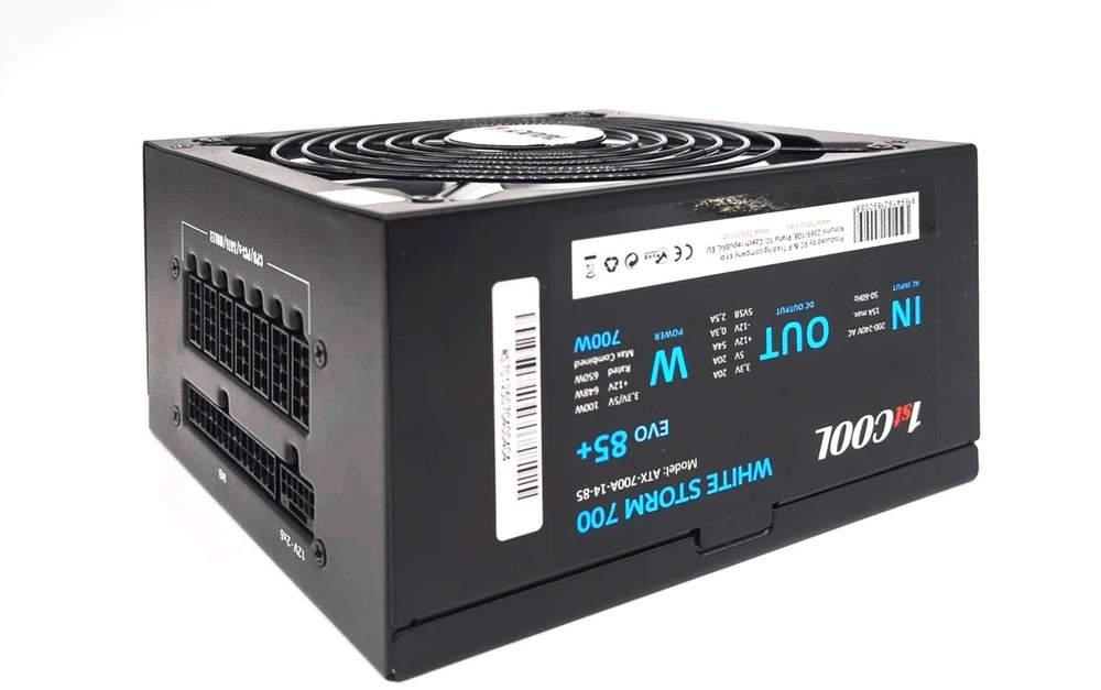 1St Cool Maitinimo šaltinis 1stCOOL Baltas Storm 700W (ECP-700A-14-85)