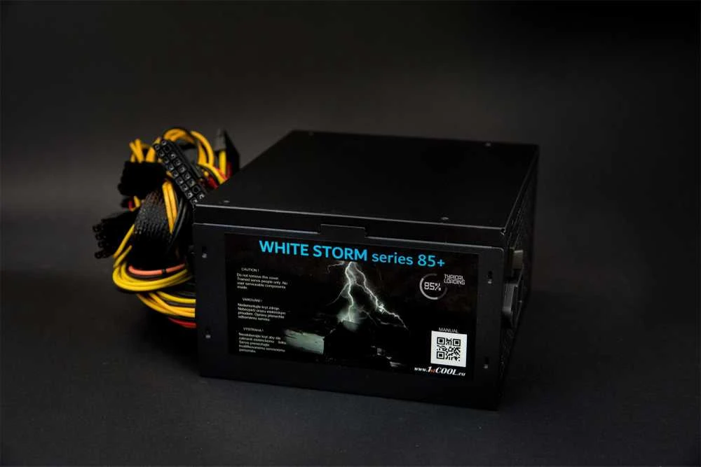 1St Cool 1stCOOL Baltas Storm 700W (ECP-700A-12-85) maitinimo šaltinis