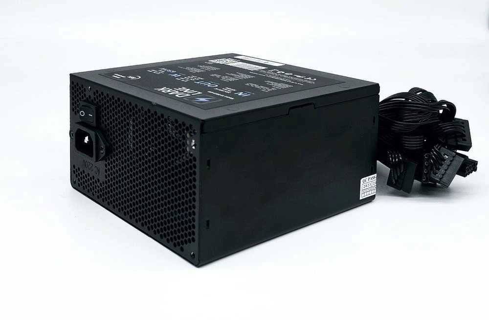 1St Cool Maitinimo šaltinis 1stCOOL Zdroj Dark Line 650 88+, 650W, juoda