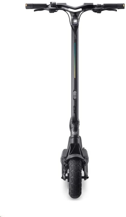 Acer Predator Thunder, Juoda