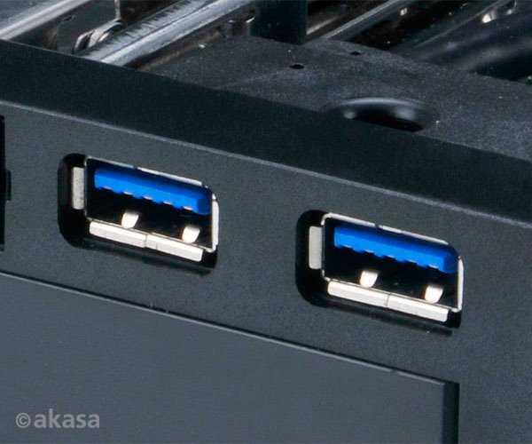 Akasa 5,25 colio lizdas, skirtas 1x 3,5" ir 1x 2,5" plius 2x USB 3.0