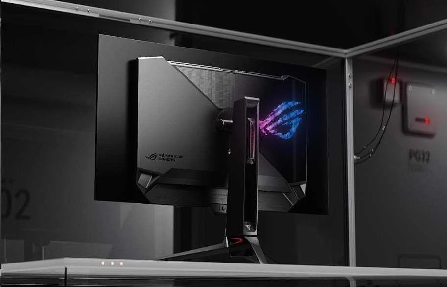 Monitorius ASUS ROG Swift PG32UCDMZ | 240 Hz | 4K | 31.5" | QD OLED | 0,03 ms