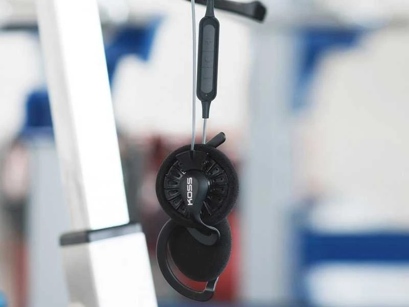 Koss | Ausinės | KSC35WL | Bluetooth | į ausis įkišamos | Mikrofonas | Juodas | Belaidės