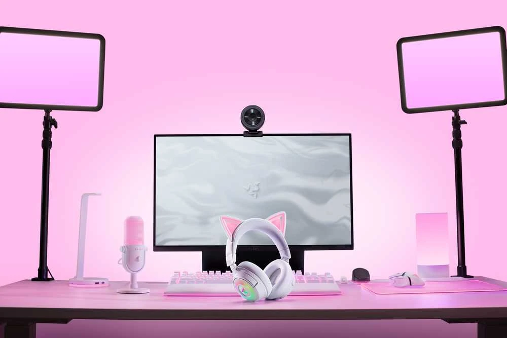 Razer | Ausinės | Kraken Kitty V3 Pro | Bluetooth | Over-Ear | Baltas