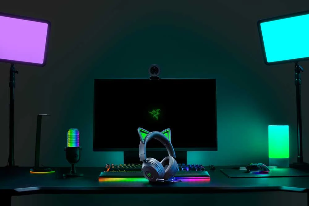 Razer Ausinės Žaidimams | Kraken Kitty V3 X | su laidu | Over-Ear | Mikrofonas | Juodas