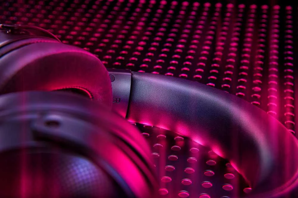 Belaidės Žaidimų ausinės Razer Kraken V3 Pro, Juodos