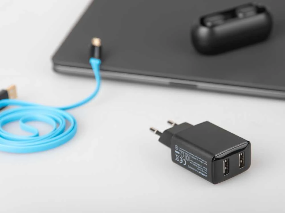 AVACOM HOMENOW 2 SIENINIS Įkroviklis 5V 3,4A 17W 2X USB-A IŠVESTIS