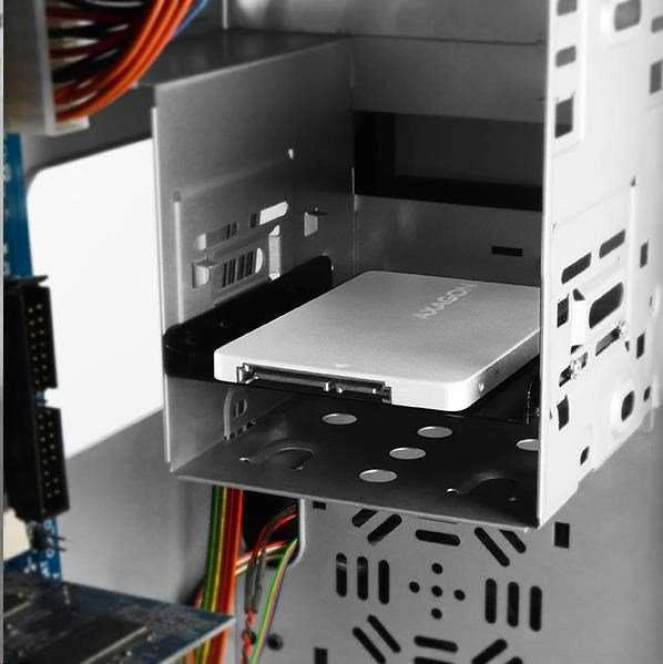 AXAGON RSS-M2SD SATA - M.2 SSD SATA, iki 80mm SSD, ALU body
