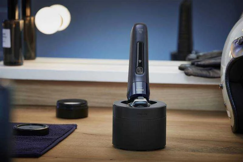Barzdaskutė „Philips“ 7000 serijos drėgnas ir sausas skustuvas S7885/55