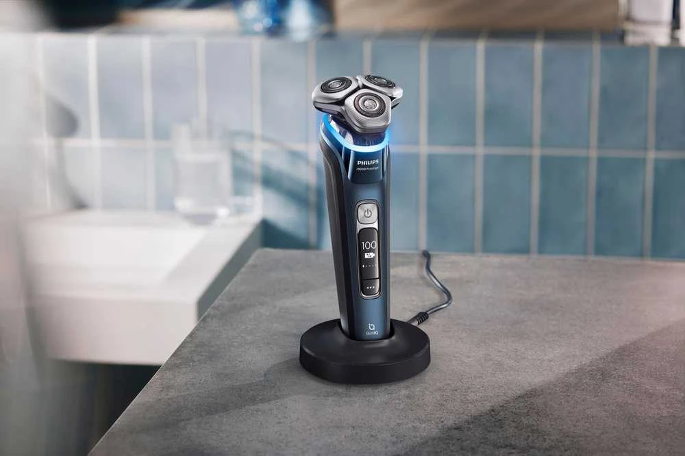 Drėgno ir sauso skutimo barzdaskutė Philips i9000 Prestige, XP9201/30