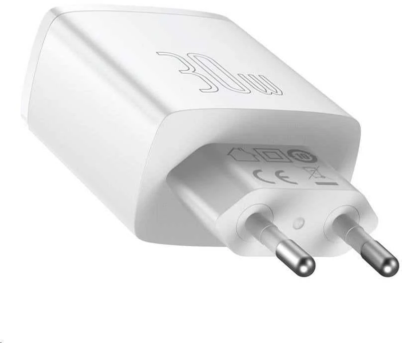 Baseus Sieninis įkroviklis 30W 2xUSB + USB-C QC3.0 PD3.0, baltas