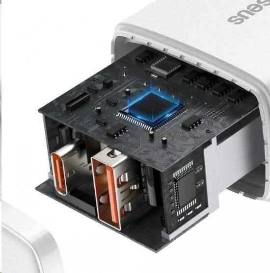 Įkroviklis Baseus Compact Quick Charger 20W USB-C/USB-A baltas CCXJ-B02