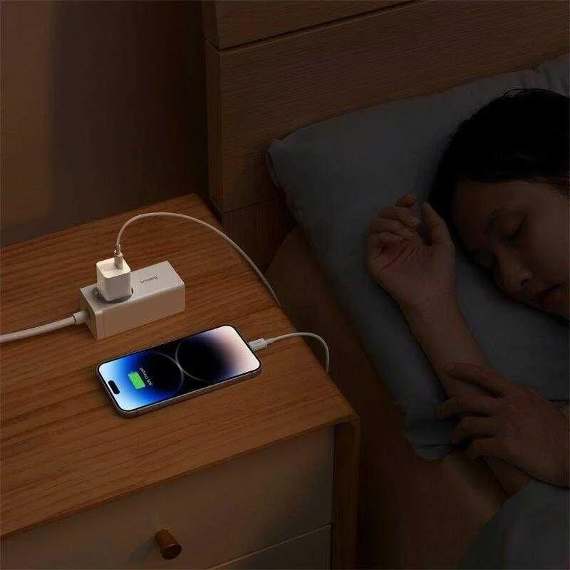 Mini sieninis įkroviklis Baseus GaN5 20W (baltas)