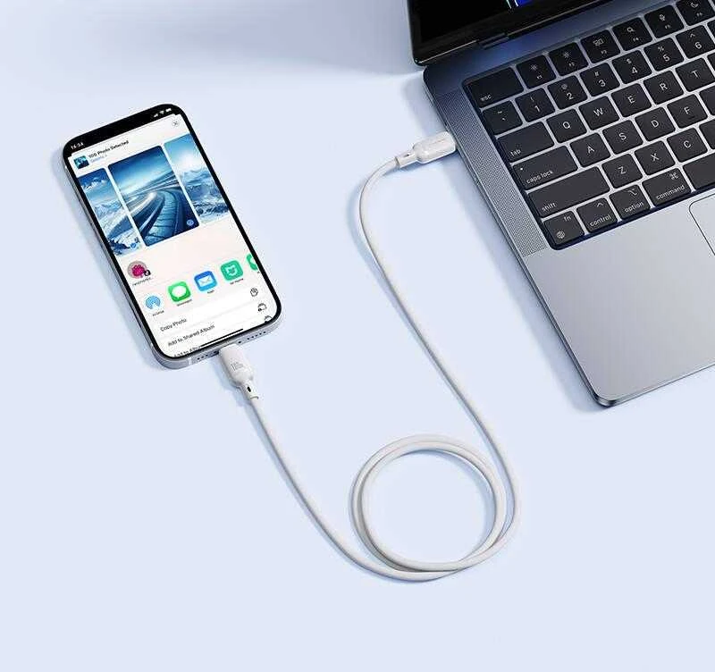 Kabelis USB Baseus USB-C - USB-C 1 m Baltas (P10377704213-00)