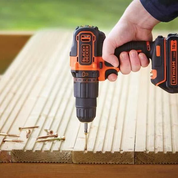 Black & Decker Juodas & Decker Akumuliatorinis smūginis gręžtuvas BDCHD18KB 18V 2 x 1,5 Ah, Juodas & Decker
