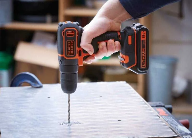 Black & Decker Juodas & Decker Akumuliatorinis smūginis gręžtuvas BDCHD18KB 18V 2 x 1,5 Ah, Juodas & Decker