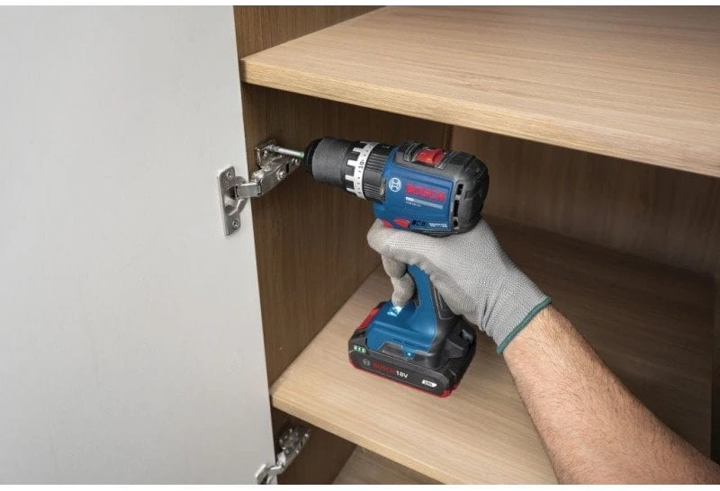Bosch GSB18V-52, 1x2.0Ah, 1x 4.0Ah GAL 18V-40, LB
