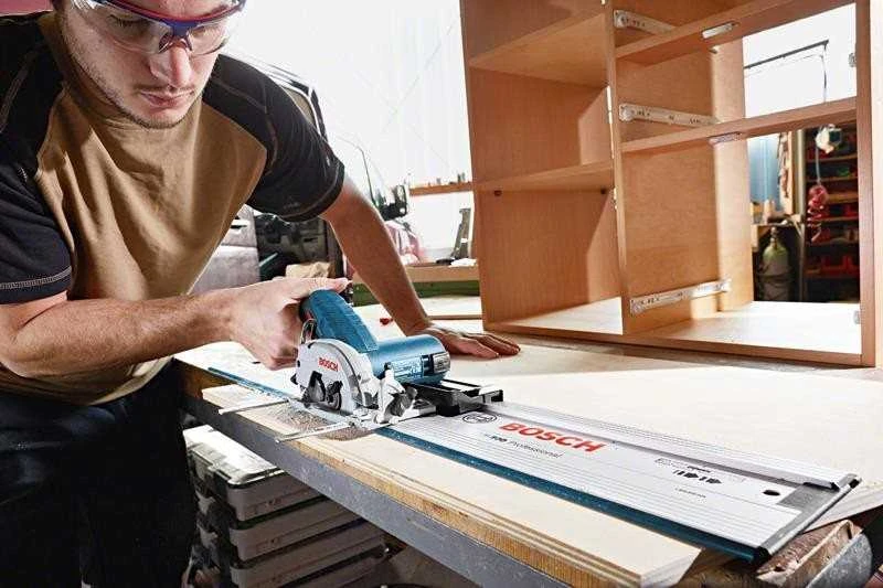 Akumuliatorinis diskinis pjūklas Bosch GKS 12V-26, be akumuliatoriaus ir kroviklio