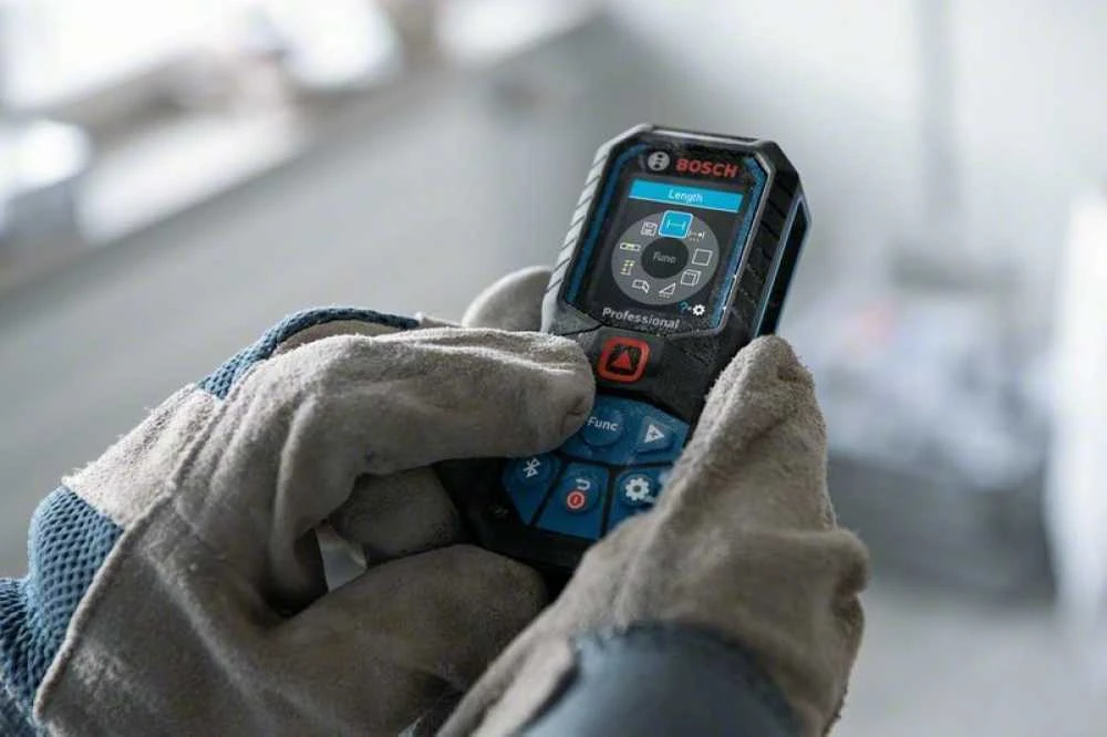 Bosch lazerinis atstumo matuoklis GLM 50-27 C 2x1.5V