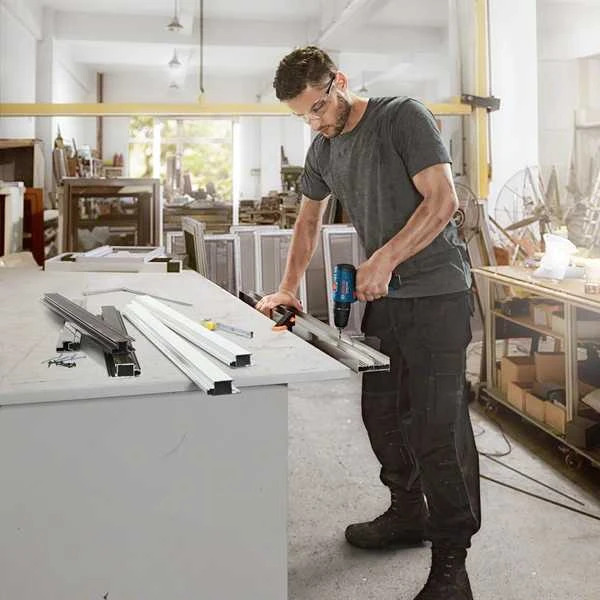 Akumuliatorinis smūginis gręžtuvas-suktuvas Bosch GSB 120-LI Professional, 12V 30/14Nm 2x2,0Ah