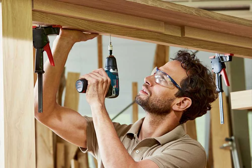 Bosch GSR 12V-35, LB be akumuliatoriaus ir kroviklio