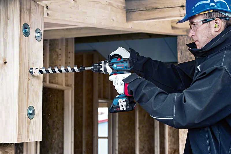 Bosch GSR 18V-110 C, LB be akumuliatoriaus ir kroviklio