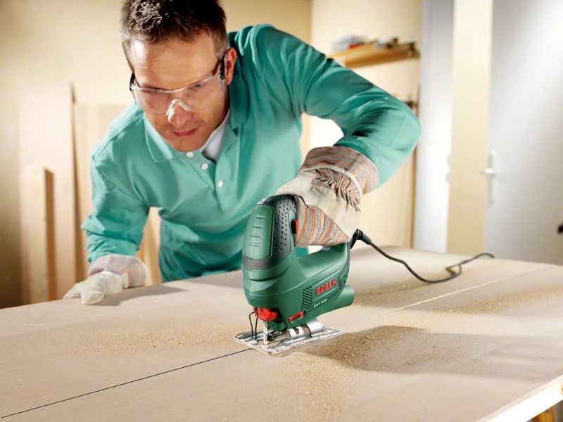 Siaurapjūklis Bosch PST 650 Compact