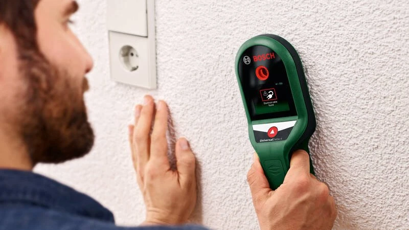 Metalo, laidų ir medienos ieškiklis Bosch UniversalDetect
