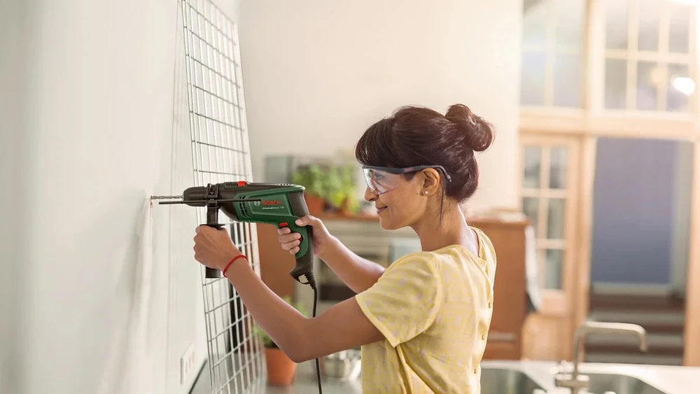 Bosch UniversalImpact 730 Smūginis gręžtuvas