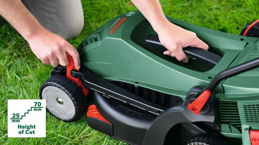 Bosch UniversalRotak 37-555 Žoliapjovė