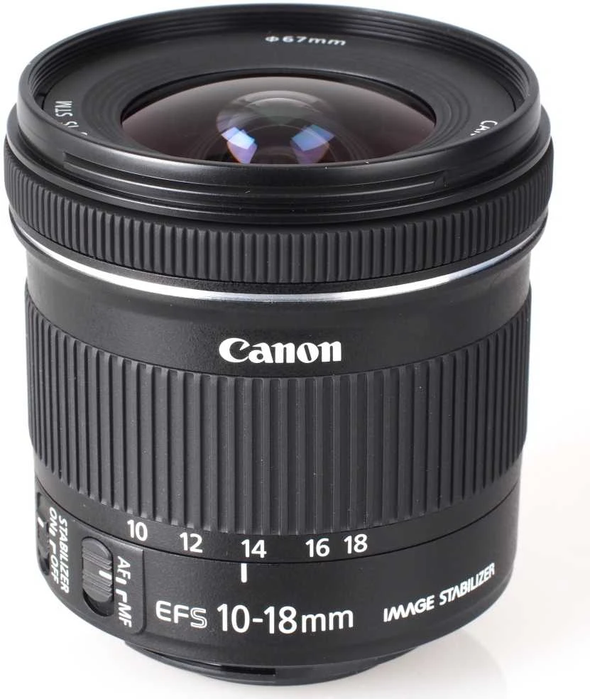 Canon EF-S10-18ISSTM „Ultra“ platus objektyvas Juoda