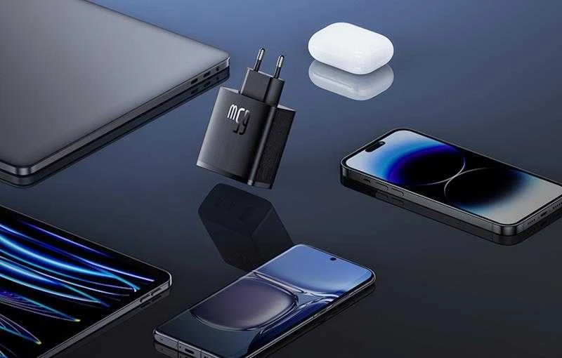 Sieninis įkroviklis Baseus OS-Cube Pro 2xUSB-C + USB, 65W (juodas)
