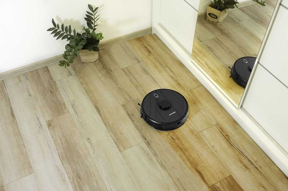 Valymo robotas Concept Solution VR3400